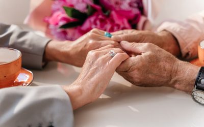 21 рік весілля: привітання з Опаловим весіллям для зрілого подружжя