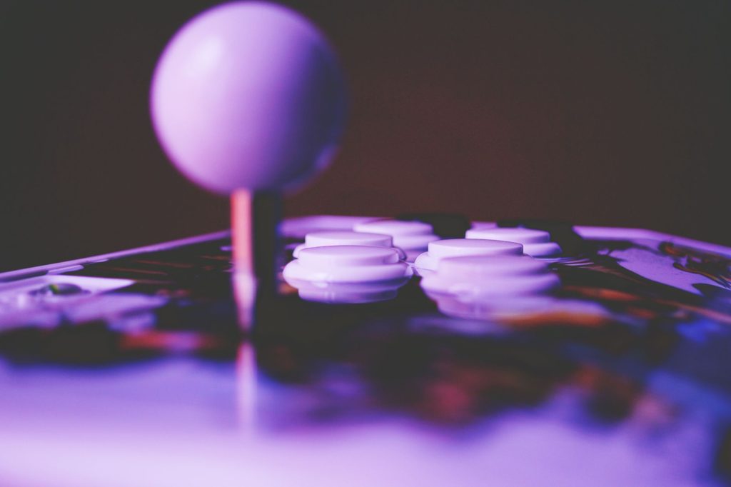 5 правил вибору між PlayStation 5 та Xbox: ексклюзиви вирішують