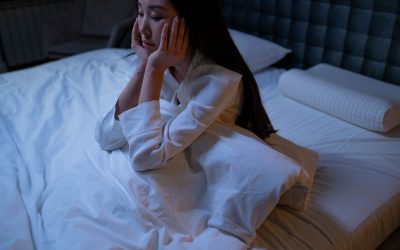 Як впоратись з безсонням, якщо тривога не дає спати