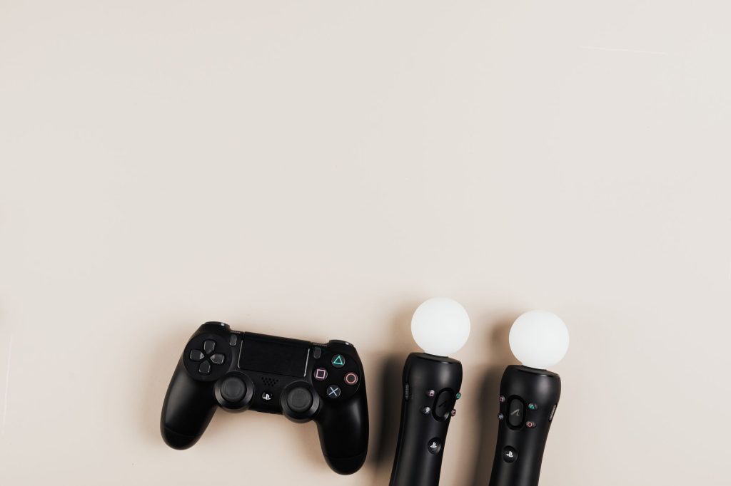 Як обрати між PlayStation 5 та Xbox: покрокова інструкція без зайвих витрат