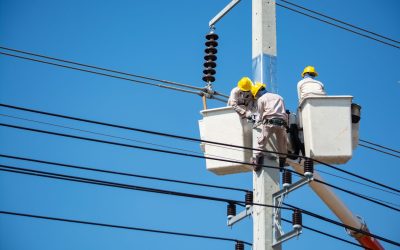 Прикольні привітання з Днем енергетика: жартівливі вітання справжнім майстрам напруги