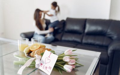 Привітання з 8 березня тещі: шанобливі та теплі слова від серця