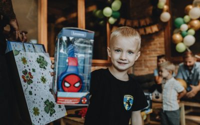 З днем народження хлопчику 7 років: веселі та героїчні привітання для майбутнього школяра