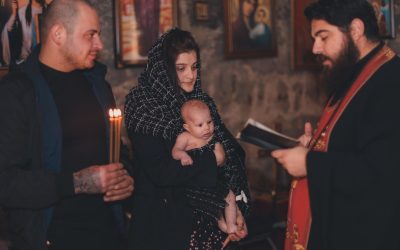 Привітання з хрестинами своїми словами: тепло, від серця