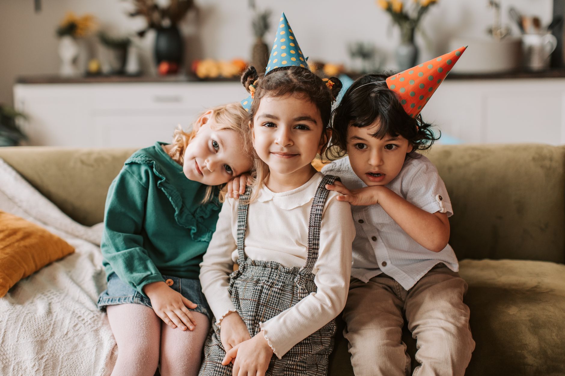 З днем народження брату своїми словами: короткі і щирі привітання