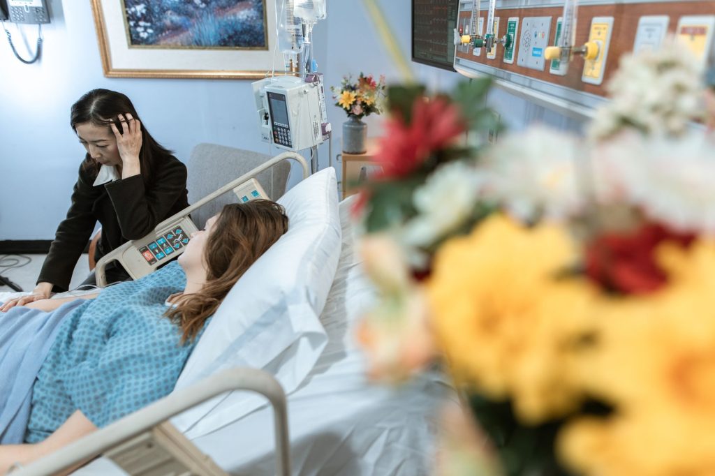 Слова підтримки при хворобі: як підтримати близьку людину текстом