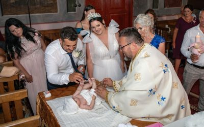 Смішні тости на хрестини: веселі й добрі застільні слова