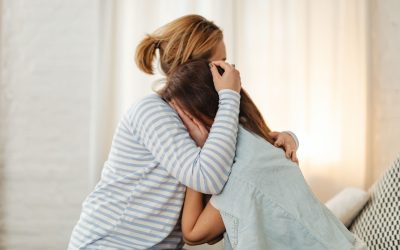 Вірші мамі на день народження до сліз: зворушливі вітання для рідної